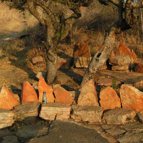 Some stone chairs that look like a small stone henge (GC----)